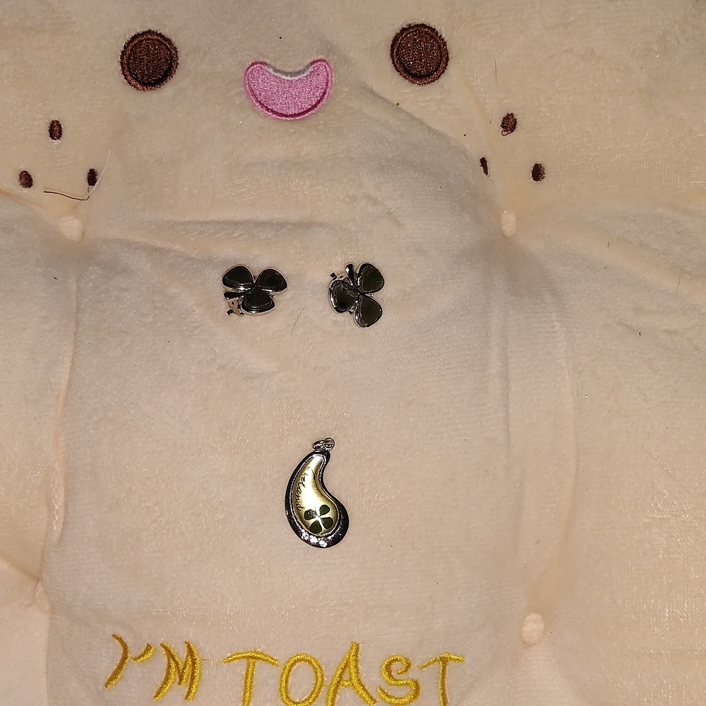 Ireland Pendant with Clip On Earrings Set